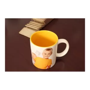 Taza interior amarillo personalizada